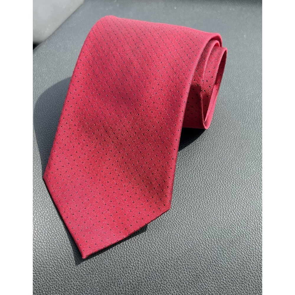 JoS A Bank Executive Collection Silk Tie Red Blue Dots Classic Going Out